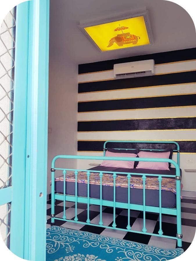 Gypsy Child Lake Hostel Udaipur Extérieur photo